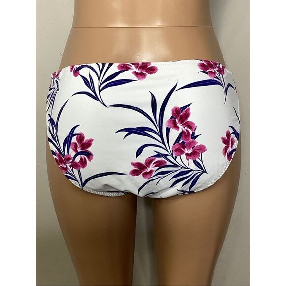 New. Tommy Bahama floral reversible bikini bottom. Extra large. . Retails $79 - Picture 7 of 12